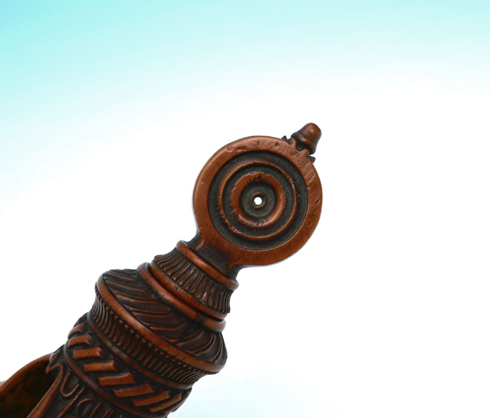 Antique Treen Early 19thc Boxwood Alpine Screw Type Pocket Nutcracker.  Swiss / French C1800-20. View III