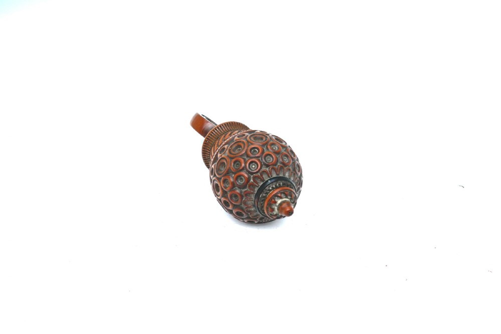 Antique Treen Early 19thc Boxwood Alpine Screw Type Pocket Nutcracker.  Swiss / French C1800-20. View IV