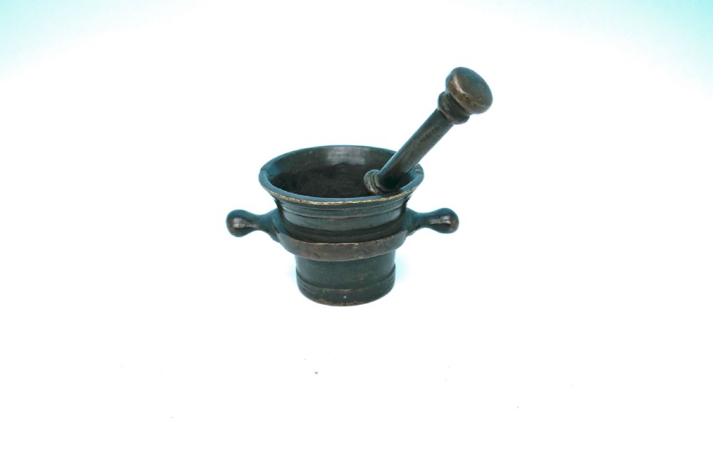 Early Metalware Bronze 18thc Apothecary Pestle & Mortar.   Dutch C1770-90.