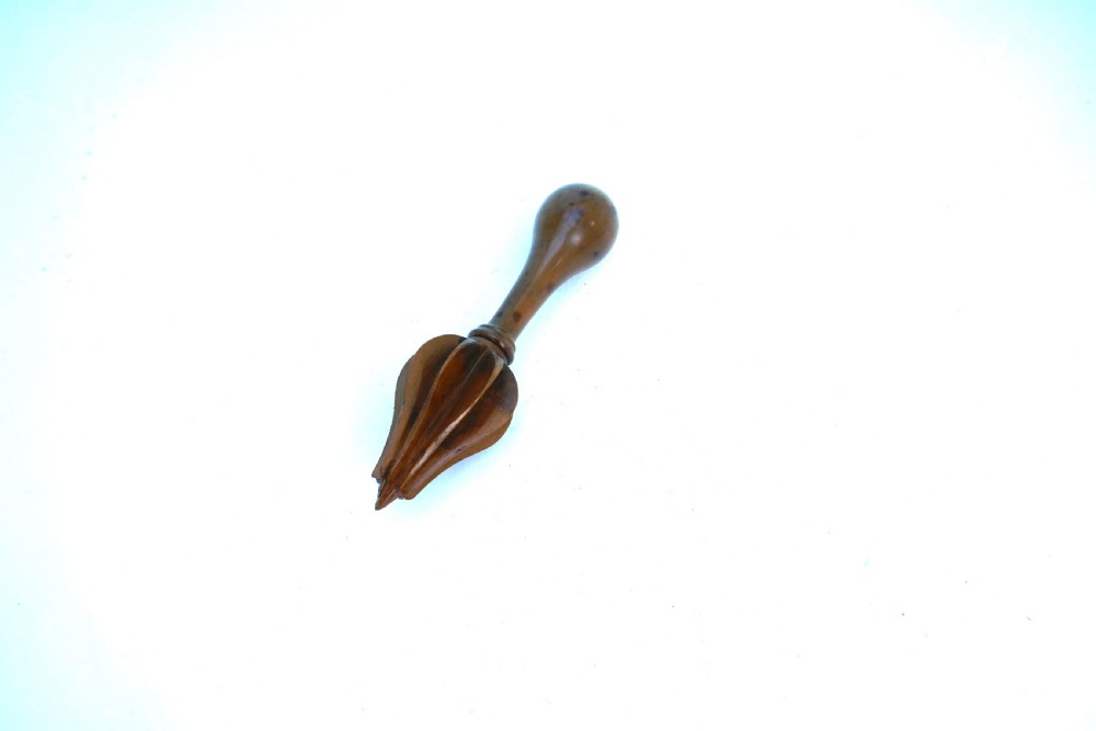 Antique Treen Kitchenalia 19thc Boxwood Lemon Squeezer.    English C1840-50 View II