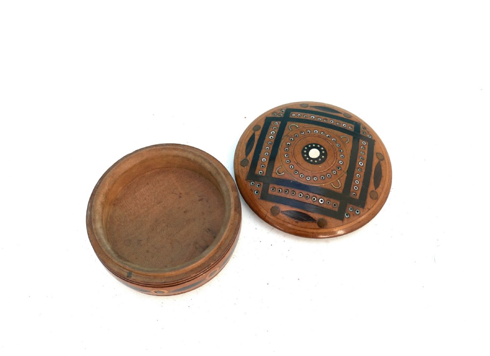 Antique Treen 19thc Inlaid Wood & Abalone Snuff Box.    English. C1820-40 View II