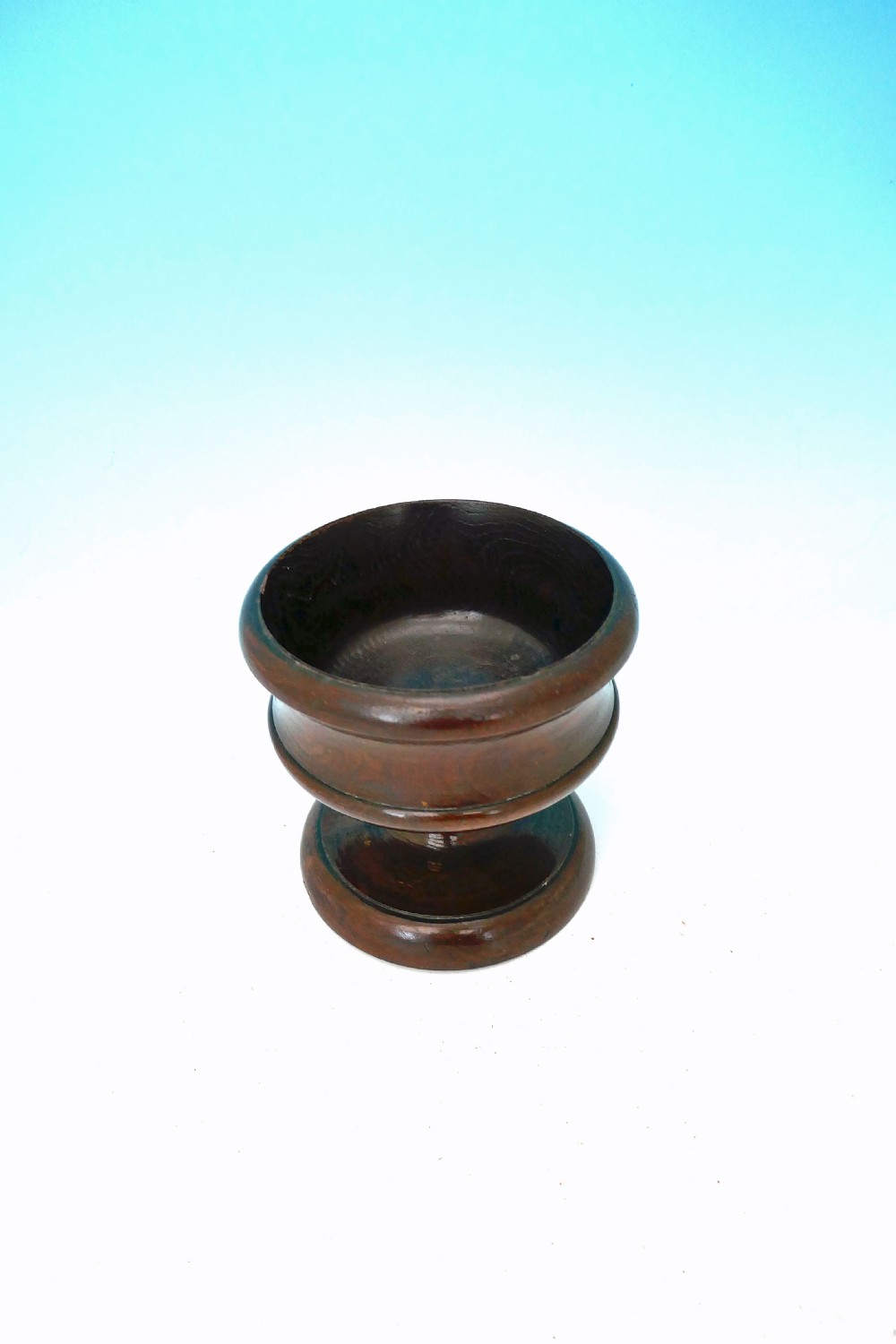 18th/19thc Antique Laburnum Treen Turned Master Salt On Raised Base.   Scottish C1780-C1820.