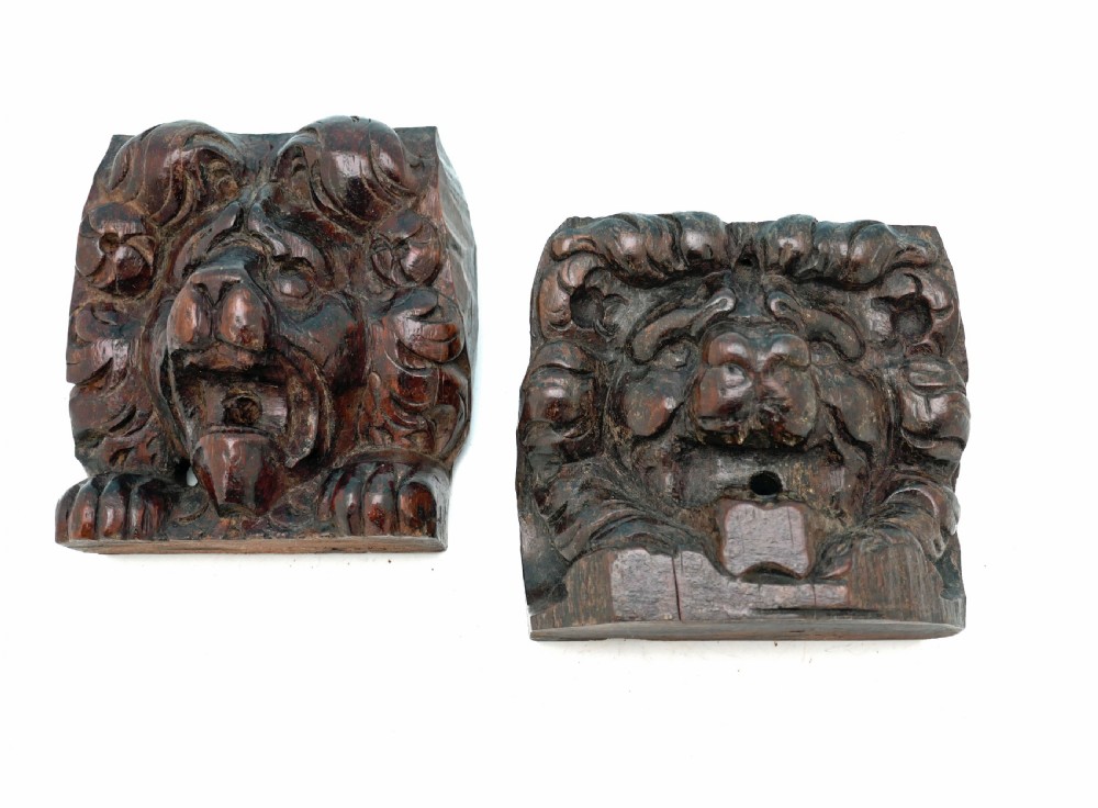 Antique 17thc Carved Walnut Pair Of Lion Heads.   English C1660-80.
