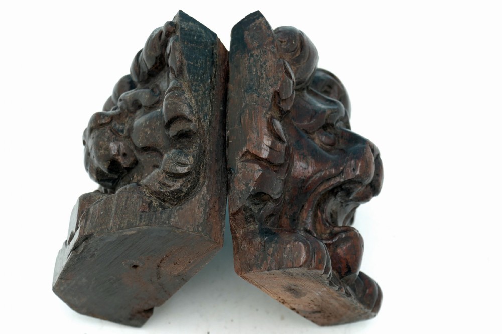 Antique 17thc Carved Walnut Pair Of Lion Heads.   English C1660-80. View IV