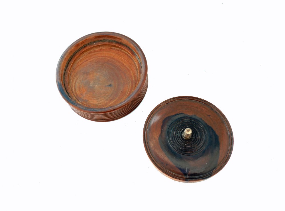 Antique Treen 19thc Lignum Vitae Turned Circular Snuff Box.   English C1800-20. View III