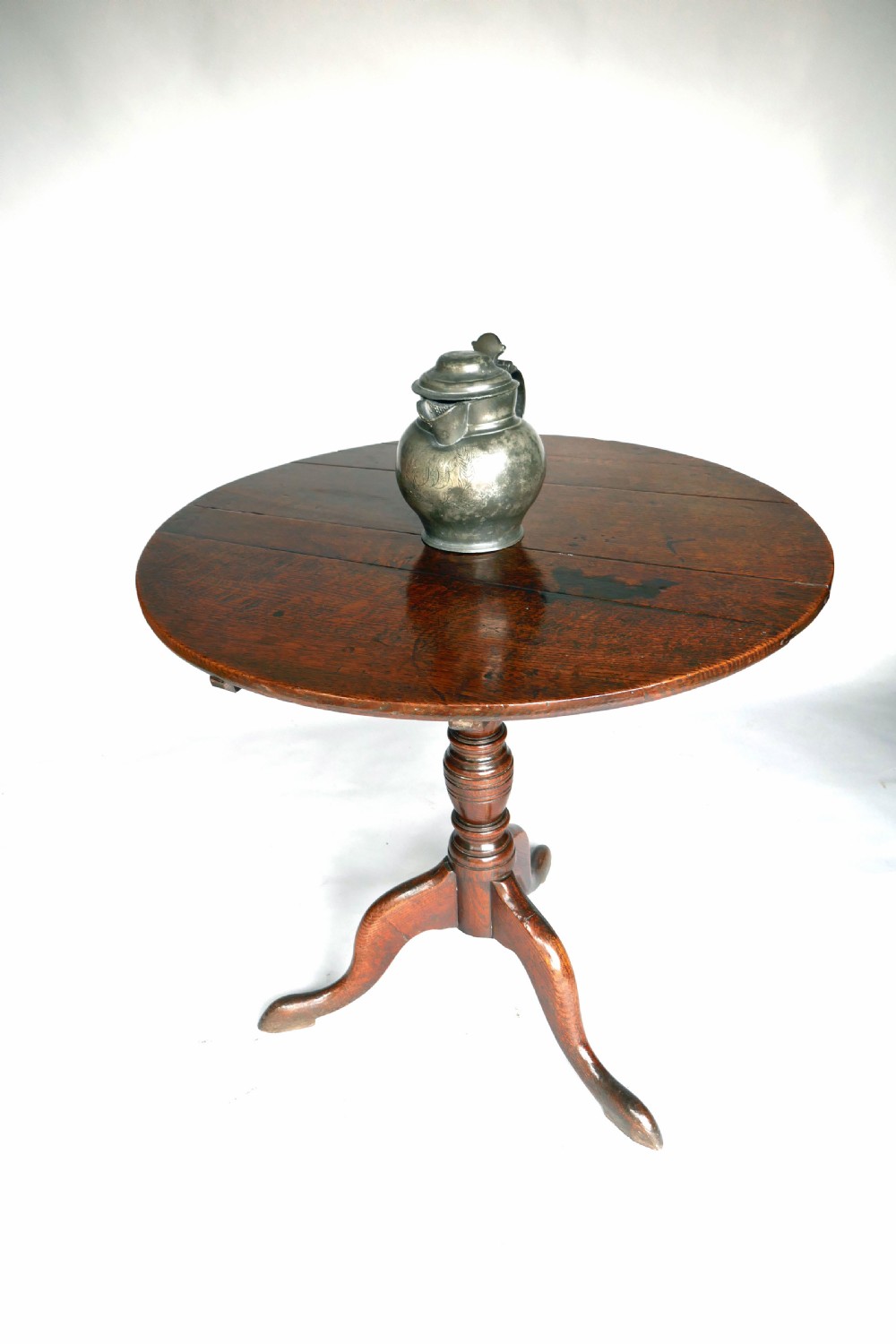 Antique Oak & Country Furniture 18thc Tripod Tilting Table.   English C1760-80.