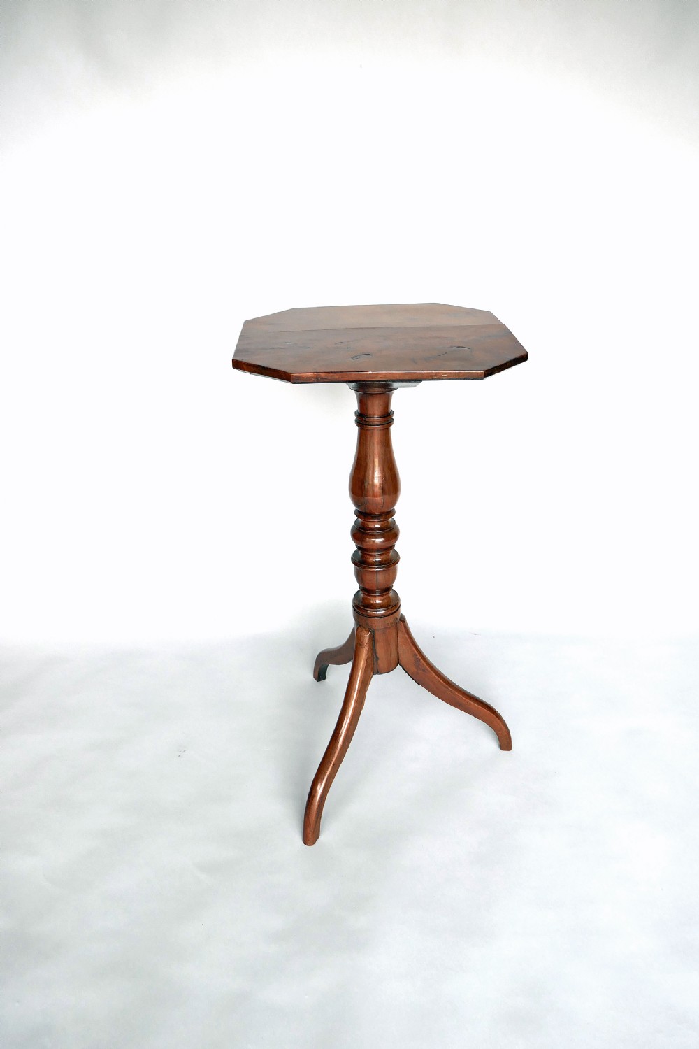 Antique Country Furniture 19thc Yew Wood Tripod Table.    English C1800-20