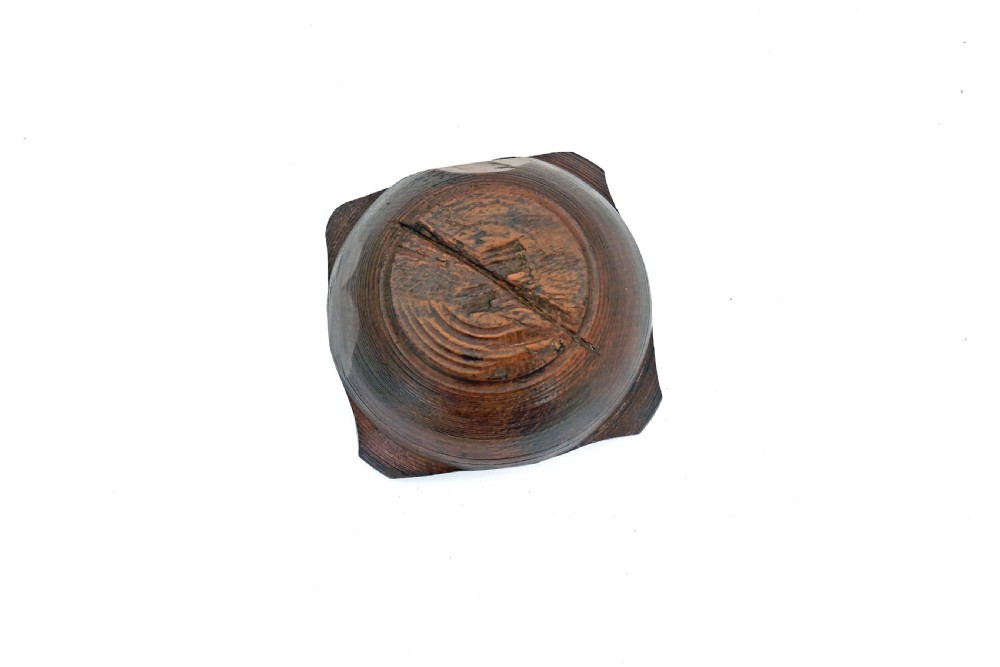 Antique Treen 18thc Turned Beech Quaich With Incised Line Decoration.  Scottish C1780-C1800 View III