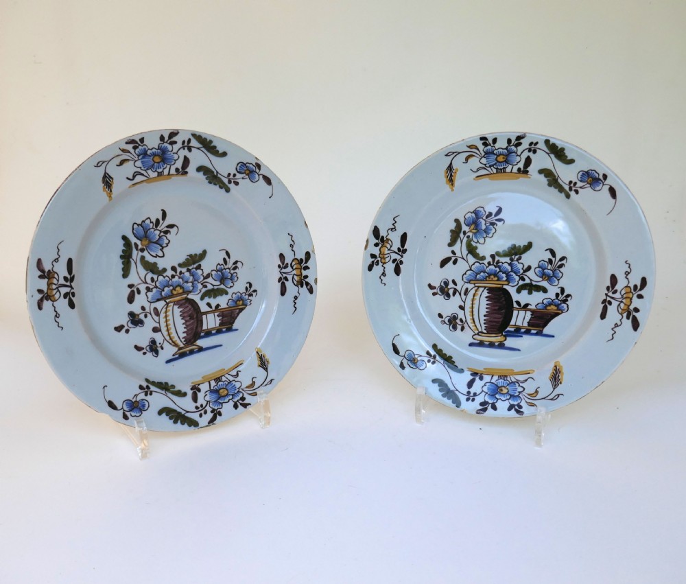 Antique Pottery 18thc Pair Of Delftware Polychrome Plates . English  C1760-80.
