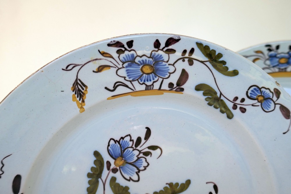 Antique Pottery 18thc Pair Of Delftware Polychrome Plates . English  C1760-80. View III