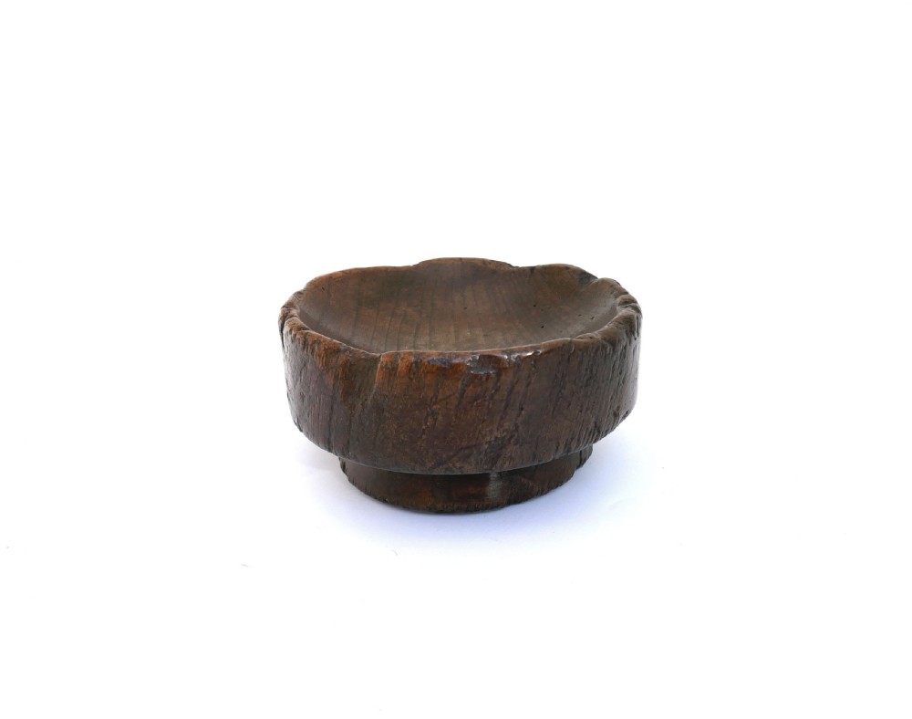 Antique Treen 18thc Elm Sussex Log Food Bowl.    English C1770-90.