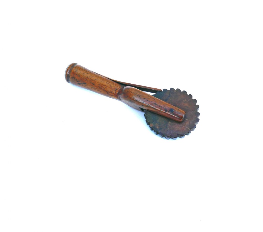 Antique Early Treen 19thc Rare Fruitwood Corncrake Call.   English C1840-60 View II