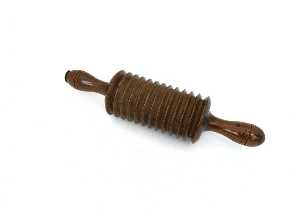 Early 19thc Treen Sycamore Oat Meal Roller.   Scottish C1820-40.