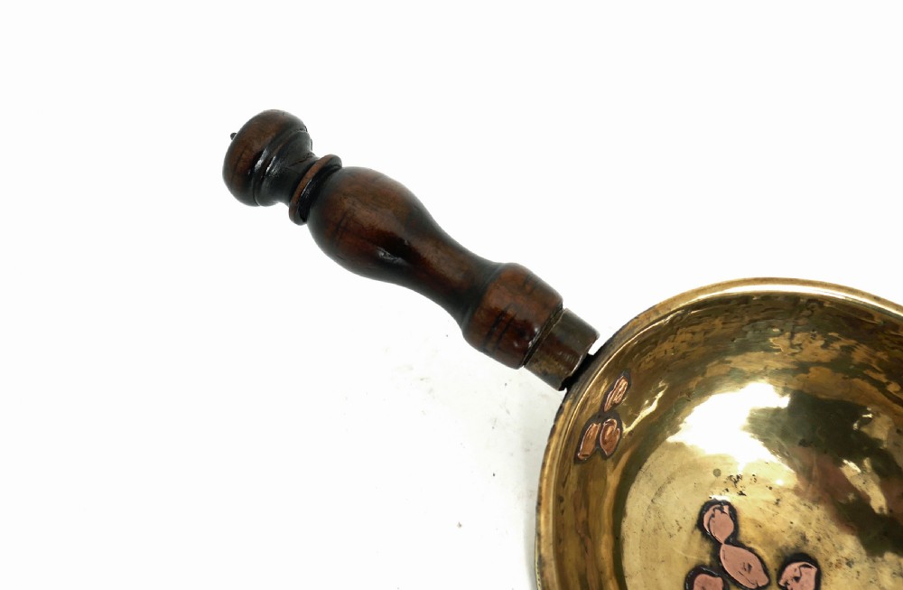 Antique Metalware 17thc Brass Chafing Dish With Turned Wooden Handle.  Dutch C1680-90. View V
