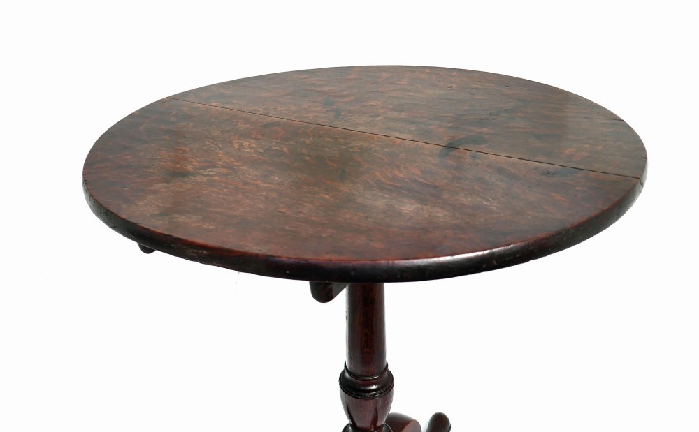 Antique 18thc Oak Tripod Table Of Bold Proportions, Attractive Shape And With A Fine Colour And Patina.  English C1760-80. View II