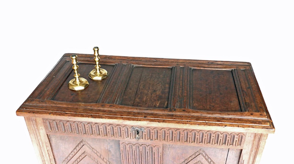 Antique Furniture Early 17thc Period Oak Joyned Coffer.  English C1600-20. View II