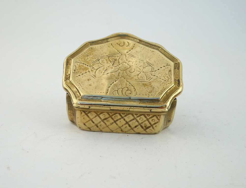 Antique Metalware 18thc Brass Shaped & Engraved Snuff Box.  Dutch C1740-60. View VI