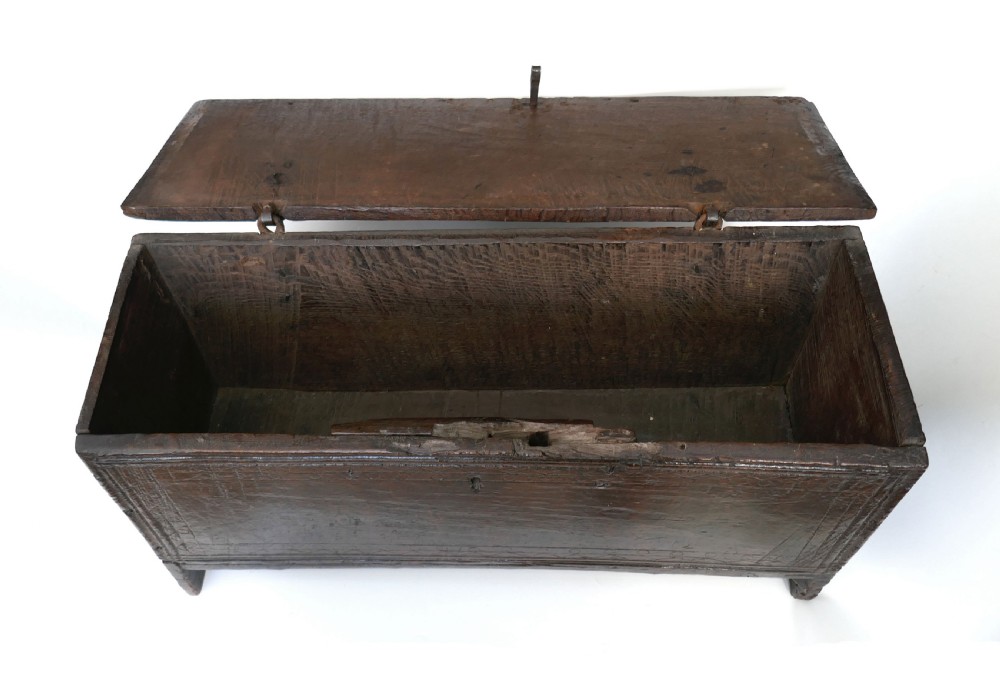 Antique Early Oak Furniture Elizabethan Joyned Plank Coffer.   English C1560-80. View IV