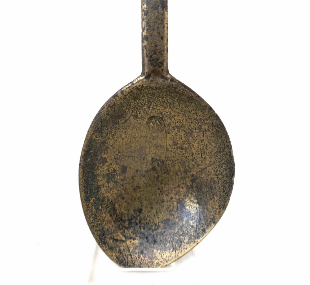 Antique Early Metalware 16thc Elizabeth 1 Latten Seal Top Spoon.  English.  C1580 - C1600. View II