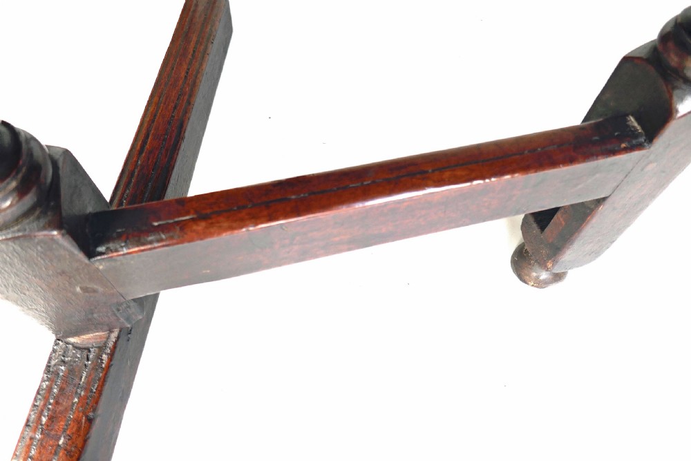 Antique 17thc Furniture Charles 11 Small Walnut 