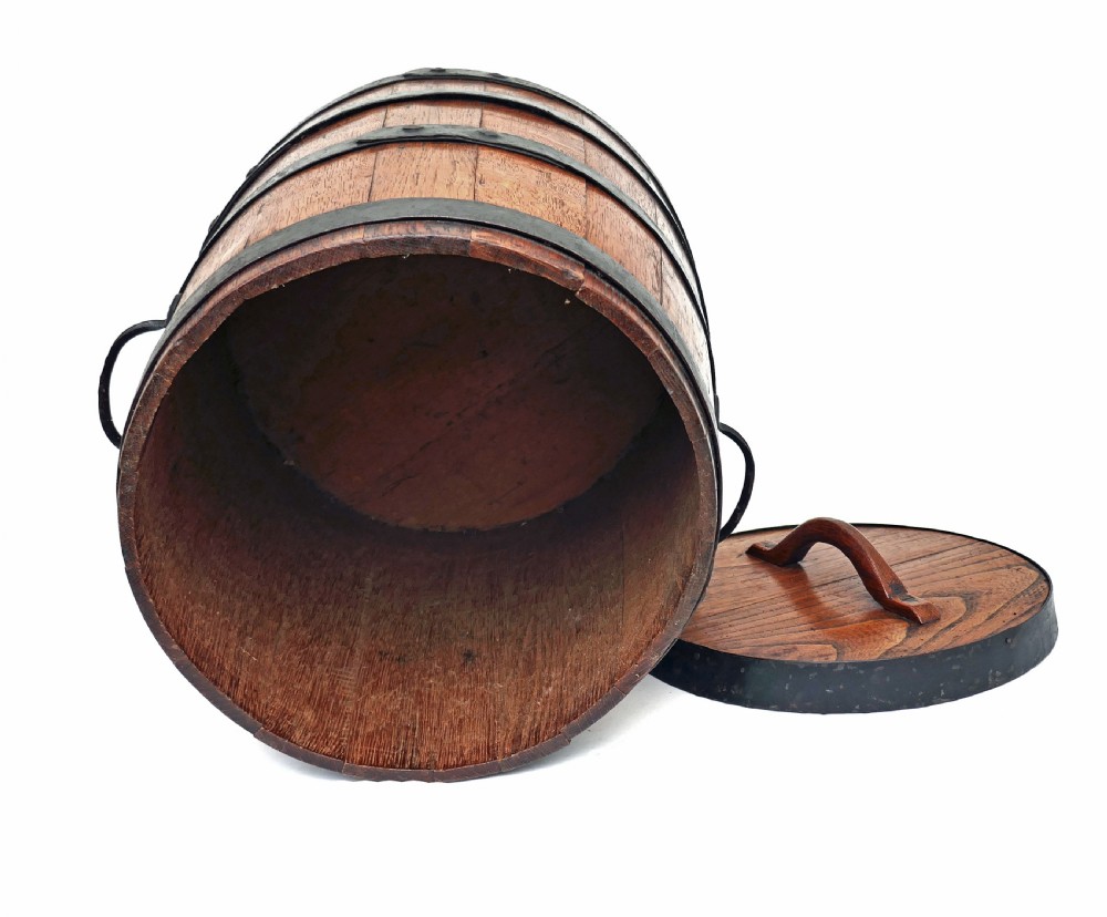 Antique Collectables 19thc Dry Storage Staved Lidded Oak Barrel.  English C1860-90. View IV
