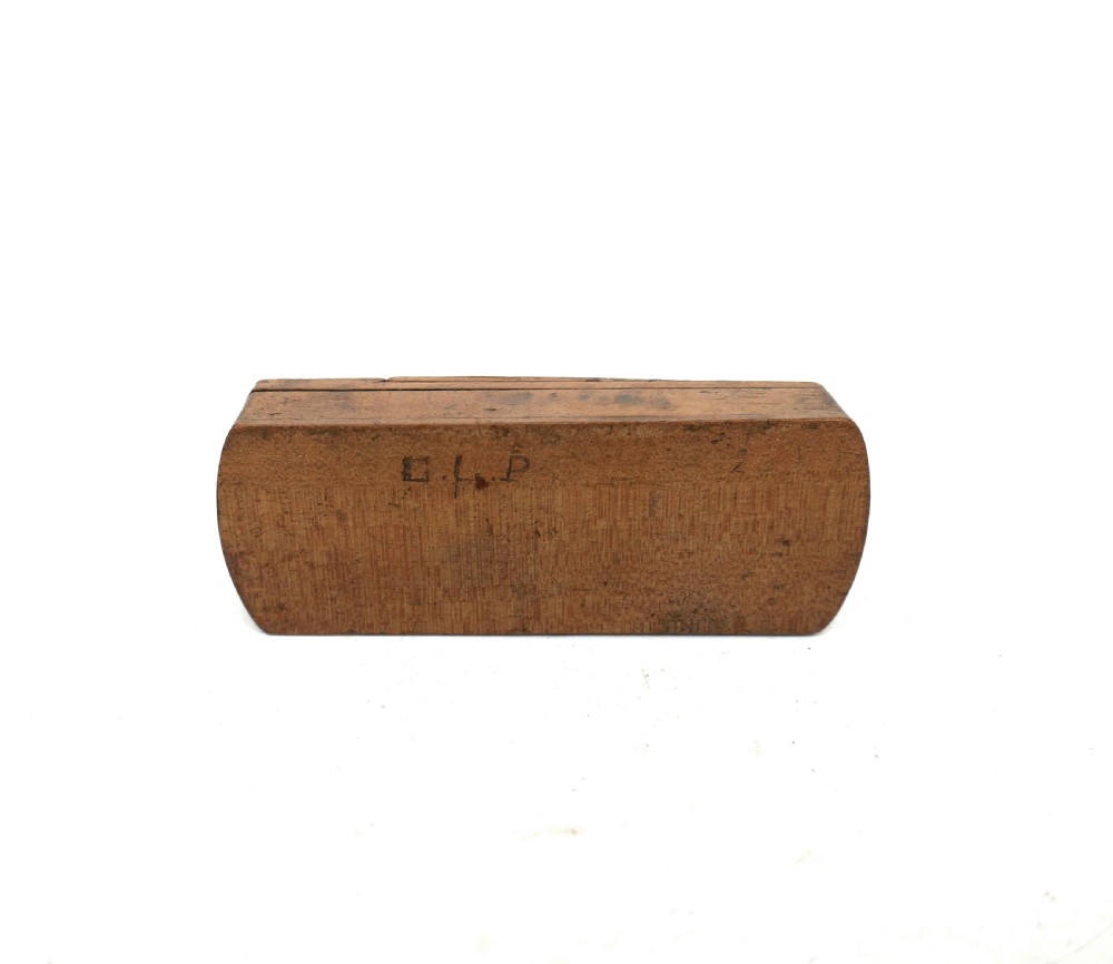 Antique Treen 19thc Fruitwood Gentleman's Vesta / Snuff Box.  Continental C1840-60. View III