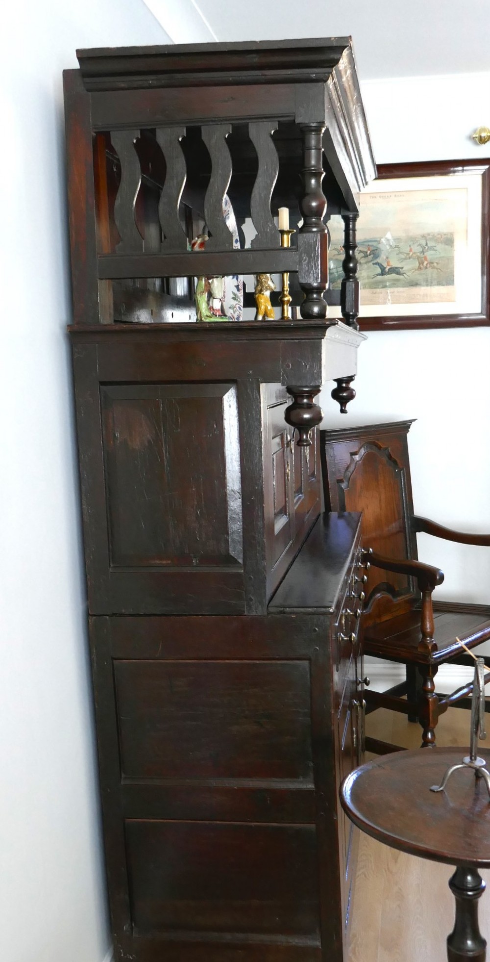 Antique Early Oak Country Furniture 18thc Welsh Cwpwrdd Tridarn.    North Wales C1730-40. View IV