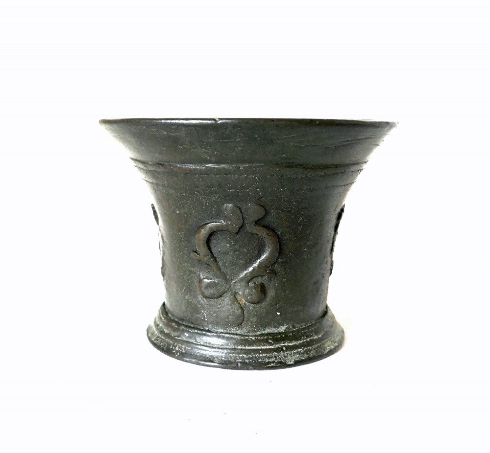 Antique Early English Metalware 17thc Bronze Mortar With Heart Shaped Cartouche & Rosette.   English C1670-90.
