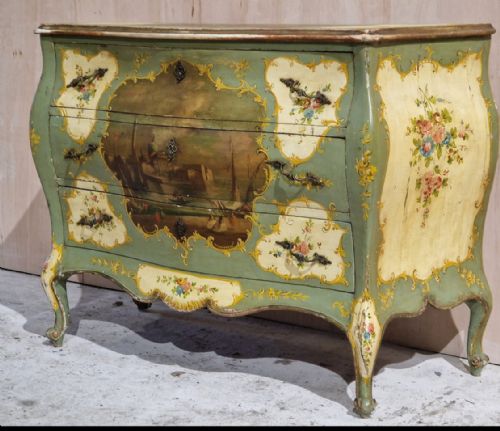 ANTIQUE PAINTED FURNITURE PAINTED COMMODE OR PAINTED CHEST OF DRAWERS WITH VENETIAN SCENES C1895 TO C1900 ITALIAN - ADDITIONAL PHOTO 1