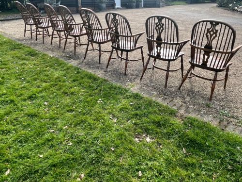 WINDSOR CHAIRS SET OF EIGHT WINDSOR ARMCHAIRS C1920 - ADDITIONAL PHOTO 4