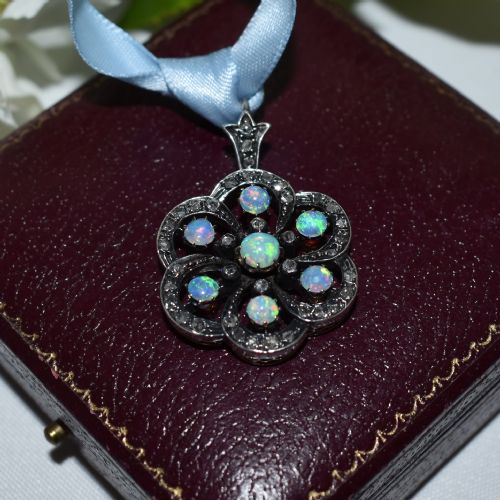 LATE VICTORIAN 15CT GOLD AND SILVER OPAL AND DIAMOND PENDANT C 1890 - ADDITIONAL PHOTO 4