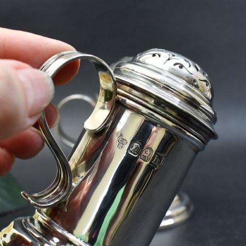 EDWARDIAN BRITANNIA SILVER PEPPERS BY CHARLES STUART HARRIS LONDON 1903 IN ORIGINAL COLLINGWOOD CO CASE - ADDITIONAL PHOTO 5