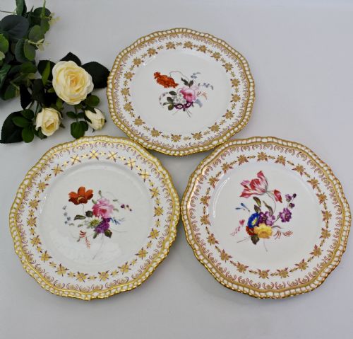 EARLY 19TH CENTURY SPODE BOTANICAL DESSERT SERVICE FOR 12 FELSPAR PORCELAIN - ADDITIONAL PHOTO 18