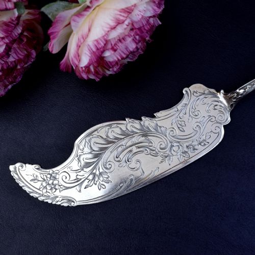 FINELY ENGRAVED FRENCH SILVER FISH KNIFE BY HENIN CIE BELLE POQUE PERIOD - ADDITIONAL PHOTO 1