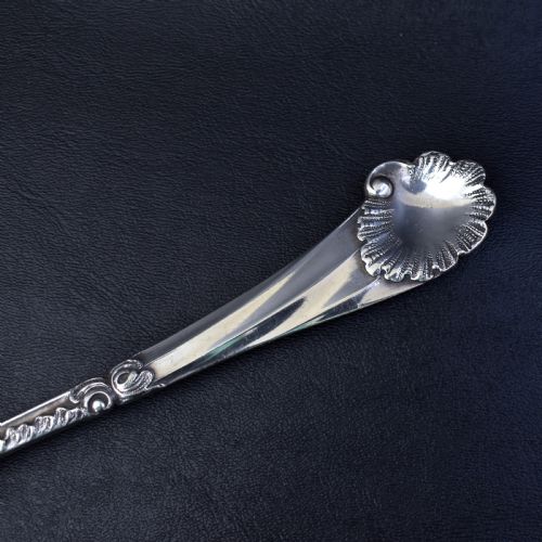FINELY ENGRAVED FRENCH SILVER FISH KNIFE BY HENIN CIE BELLE POQUE PERIOD - ADDITIONAL PHOTO 2