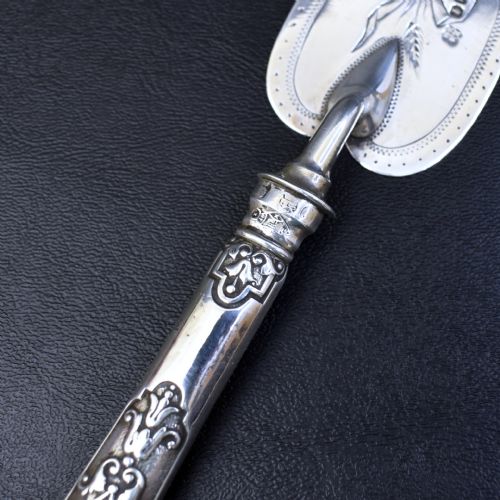 VICTORIAN STERLING SILVER PASTRY TROWEL SERVER MARTIN HALL CO SHEFFIELD 1877 - ADDITIONAL PHOTO 5