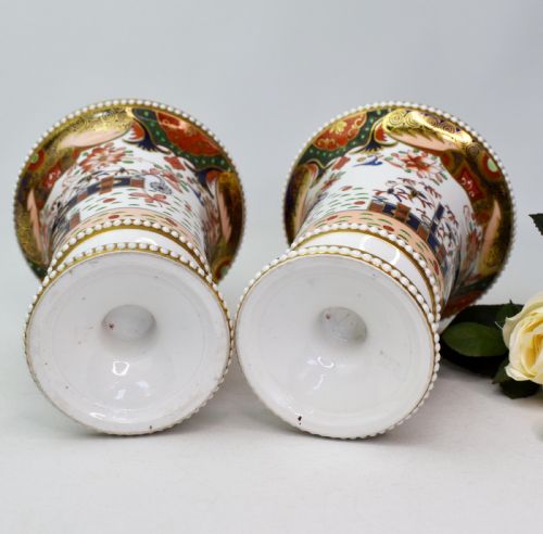 PAIR OF REGENCY SPODE IMARI JAPAN PATTERN 967 BONE CHINA URN VASES C1810 - ADDITIONAL PHOTO 8