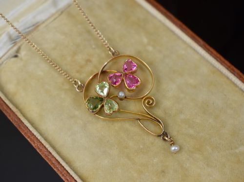 ANTIQUE EDWARDIAN 9CT GOLD ART NOUVEAU CLOVER PENDANT LUCKY CHARM WITH PASTE PEARL - ADDITIONAL PHOTO 4