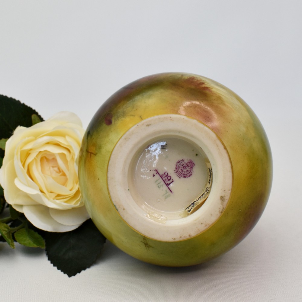 Royal Worcester Vase by Jack Southall – Pierced Shoulders, Hand-Painted Pheasants, 1909 View VIII