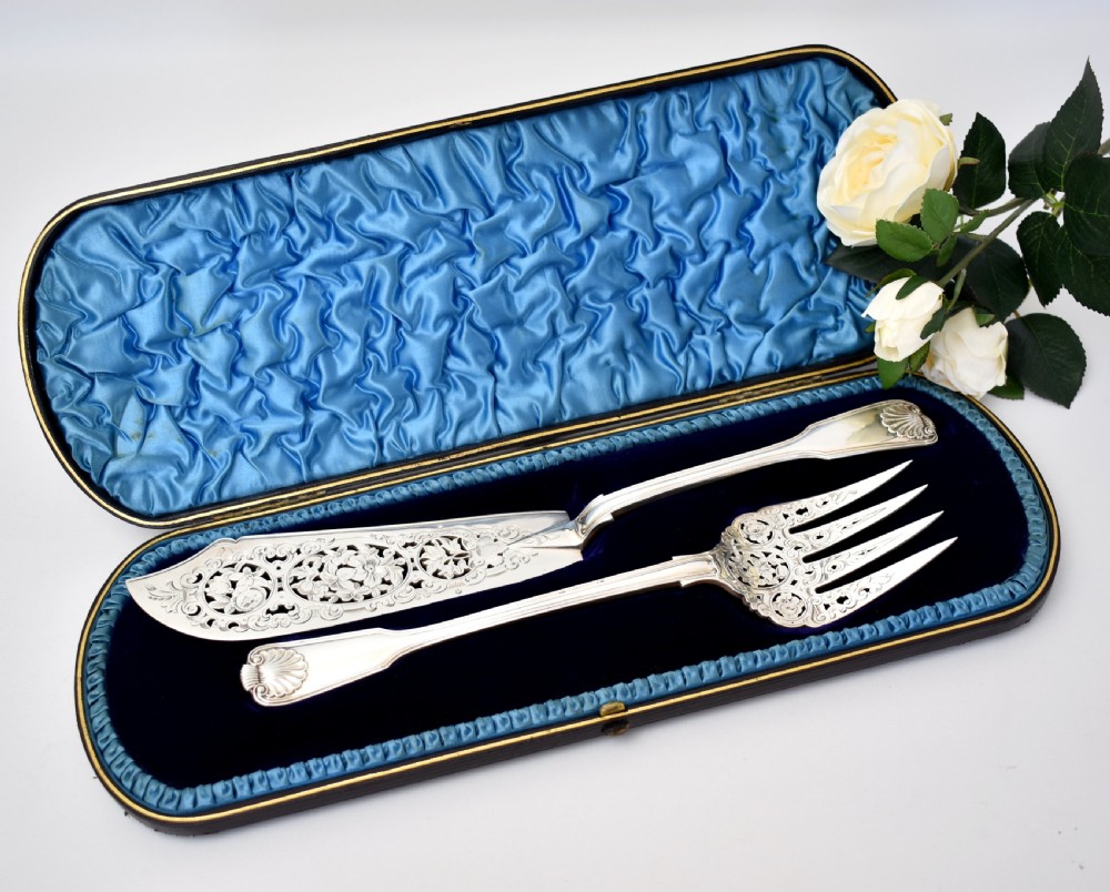 Fine Set of Silver Fish Servers, Boxed, Chawner & Co, London, 1862