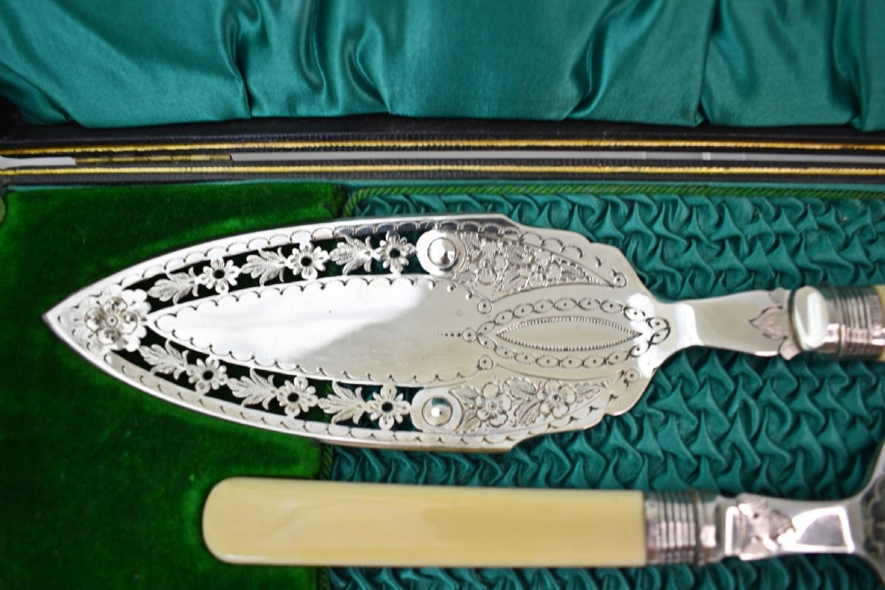 Edwardian Set of Silver Plated Servers, Sheffiled 1911, F. Cobb, Boxed View II