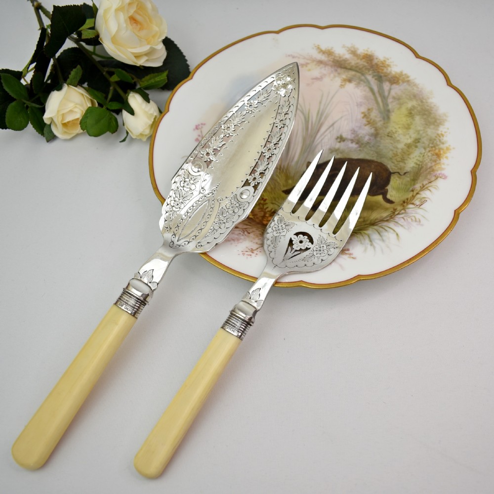 Edwardian Set of Silver Plated Servers, Sheffiled 1911, F. Cobb, Boxed View V