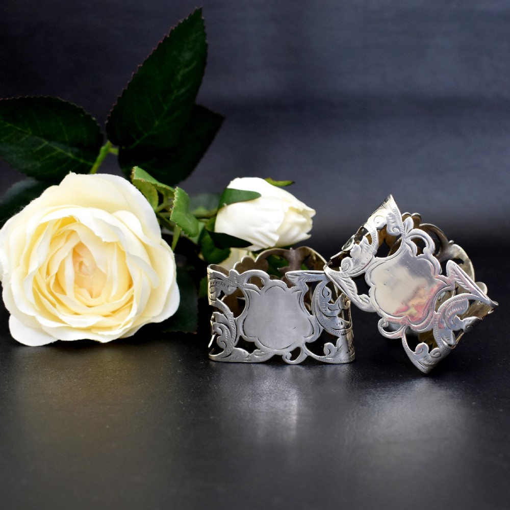 Quality Pair of Edwardian Sterling Silver Napkin Rings, T.Bishton,1904