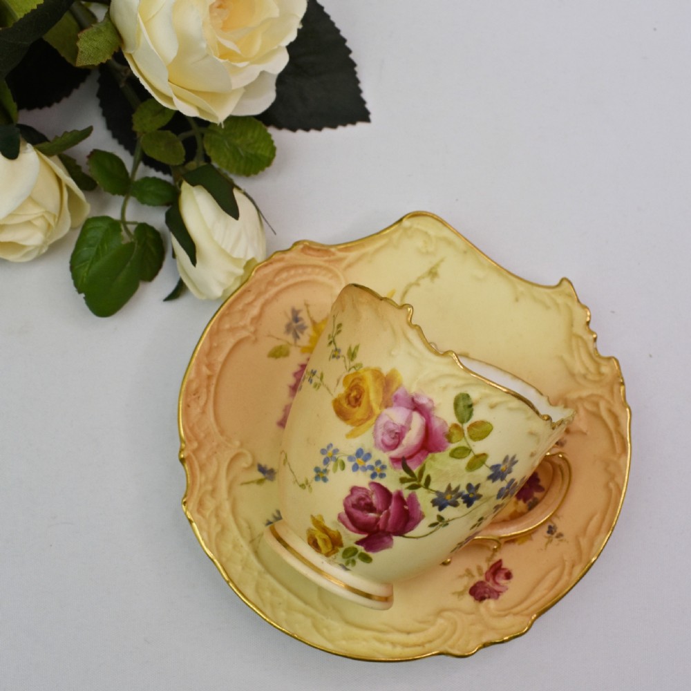 Fine Royal Worcester Empress Shape Cup and Saucer, Blush Ivory, Hand-Painted Flower, 1899 View III