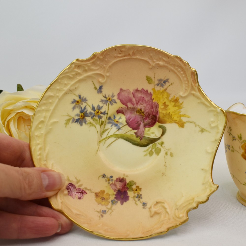 Fine Royal Worcester Empress Shape Cup and Saucer, Blush Ivory, Hand-Painted Flower, 1899 View VIII
