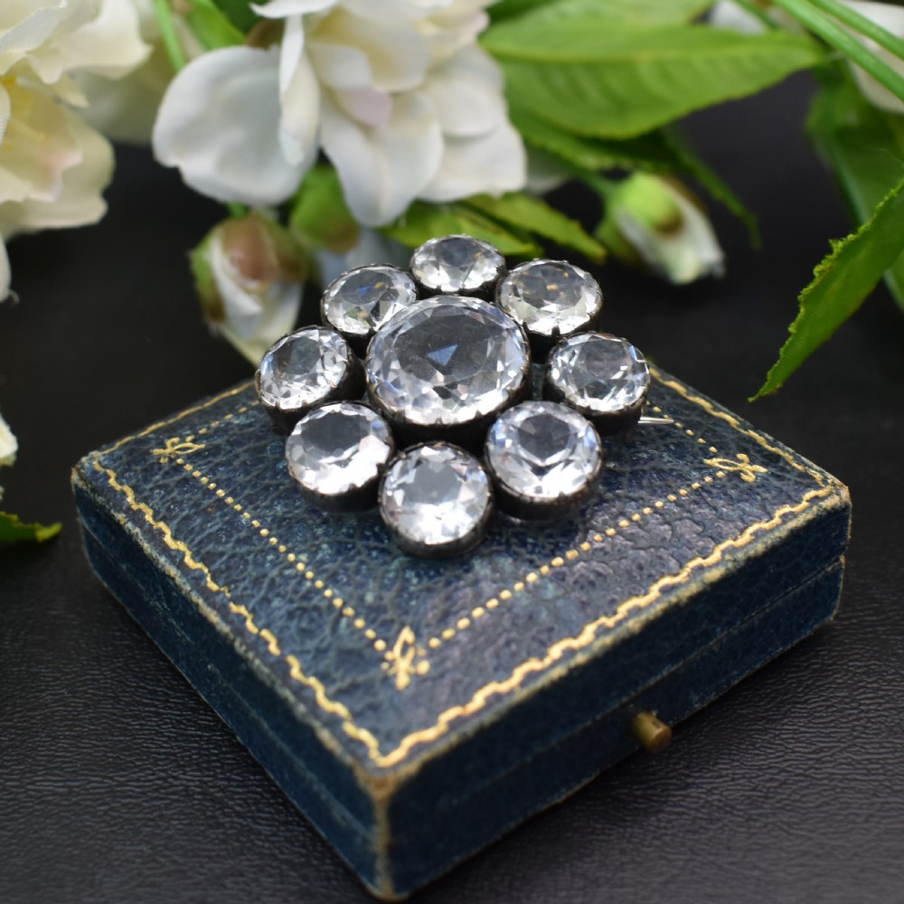 Fine Victorian Rock Crystal Brooch in Silver, circa 1880 View IV