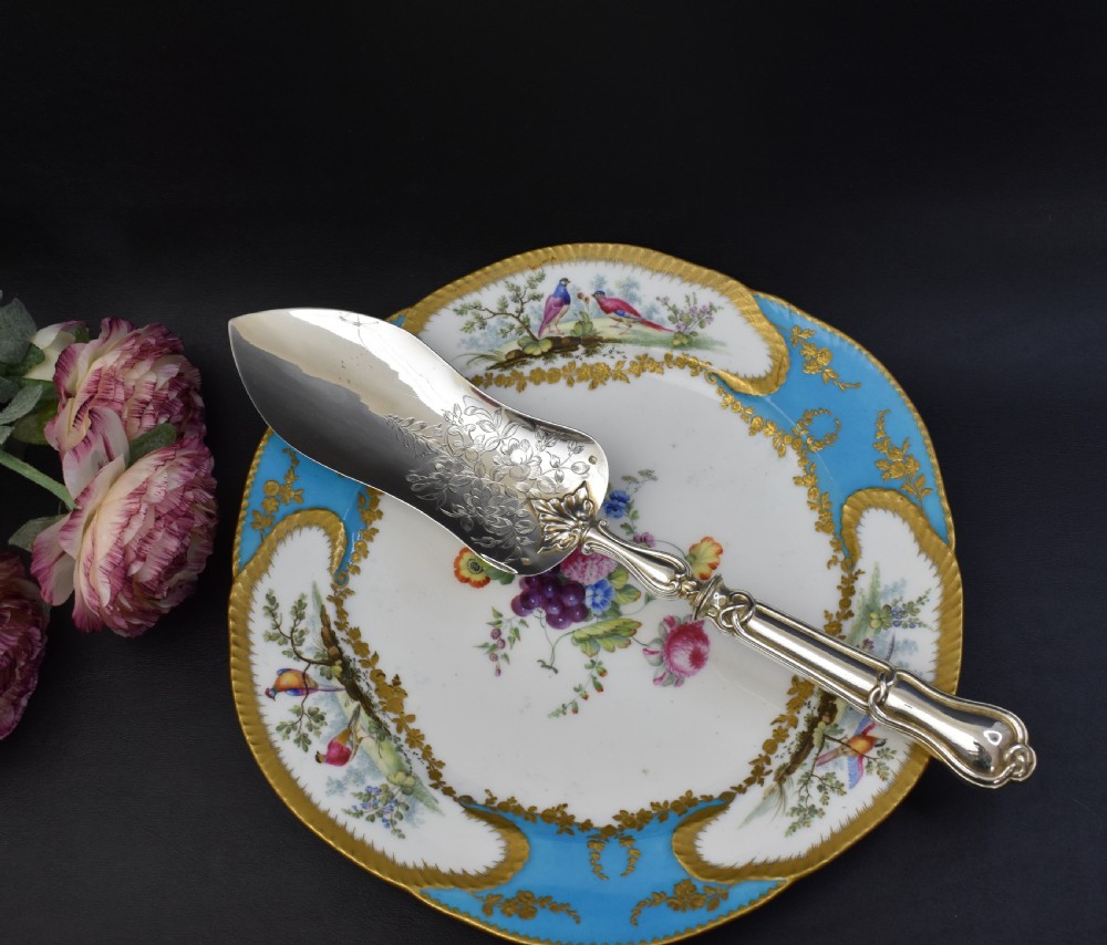 Elegant Mid-19th Century French 950 Silver Pastry Server – Philippe Berthier View II