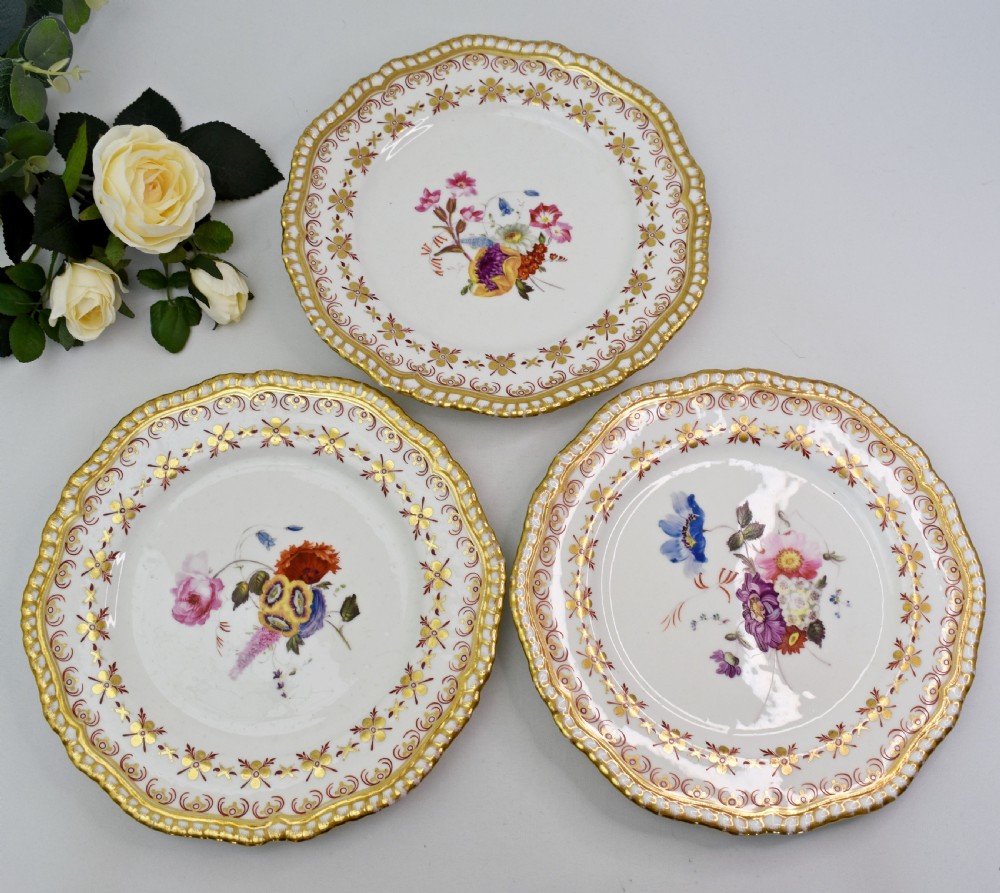 Early 19th Century Spode Botanical Dessert Service for 12, Felspar Porcelain View XX