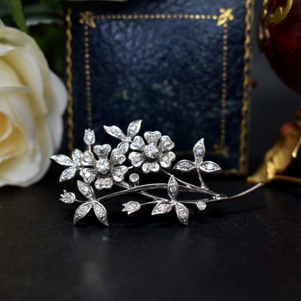 Mid-20th Century Diamond Floral Brooch in 18ct White Gold, London 1964