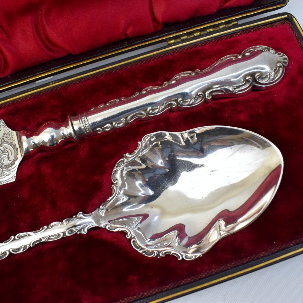 Antique Victorian Cake Serving Set in Original Box, Lee & Wigfull Sheffield, Silver Plated View III